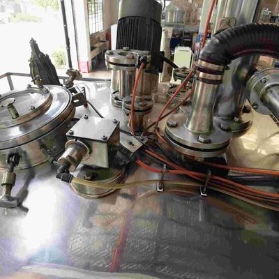 ナトリウム硫酸塩の無水物に使用する袋の引きの220v底排出のスクレーパーの遠心分離機