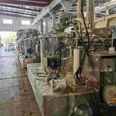 1100rpm固体液体の分離の遠心分離機190Lのバスケットの遠心分離機