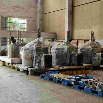 ISO9001 NH4 2SO4のためのプラスチック ライニングの垂直最下の排出の遠心分離機
