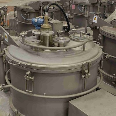 Halarのライニングが付いている縦の手動120Lバスケットの遠心分離機450mm