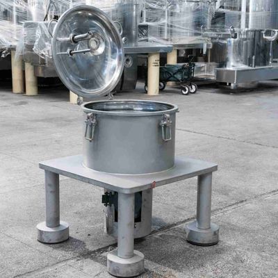ISOの小さい縦の薬剤の遠心分離機機械手動バスケット